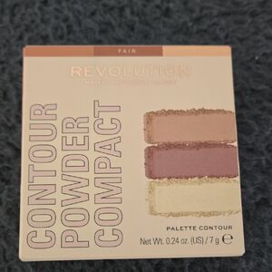 Revolution Contour Powder Compact - Fair